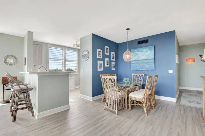 Picture of 625 Casa Loma Boulevard 702, Boynton Beach FL 33435