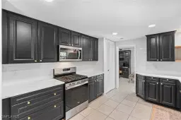 Picture of 170 5Th St, Naples, FL 34113
