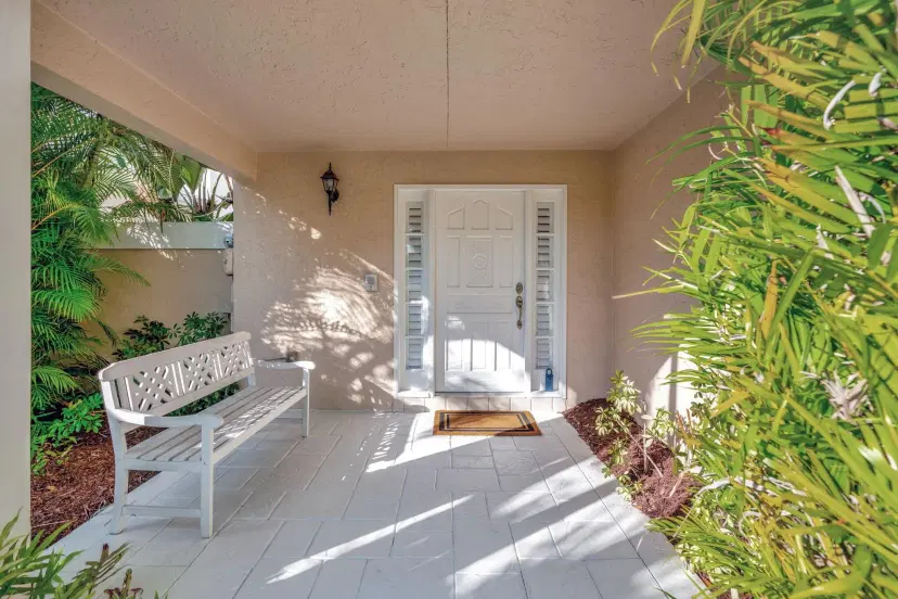 Picture of 8 Windsor Lane, Palm Beach Gardens FL 33418