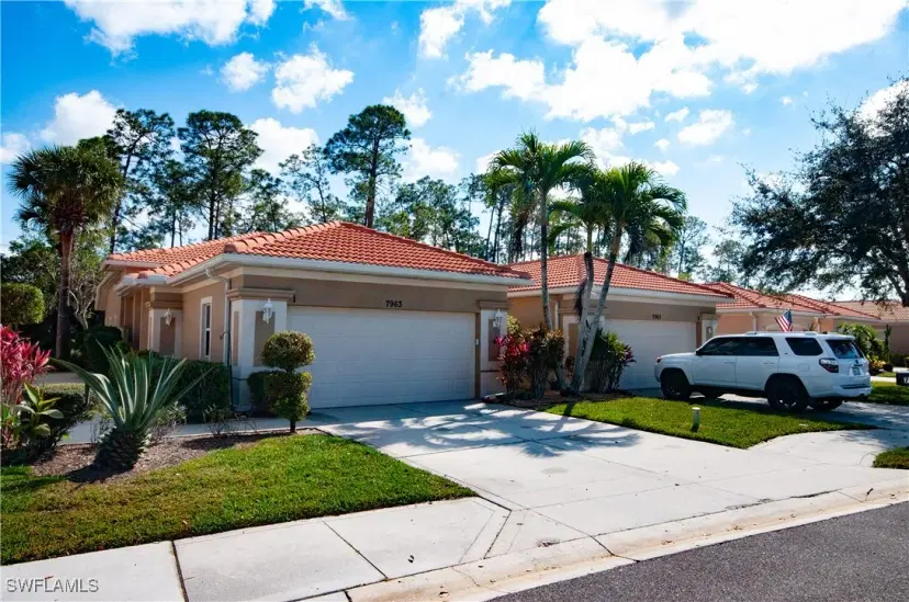 Picture of 7963 Haven Dr 1, Naples FL 34104