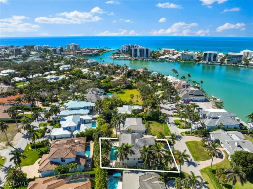 Picture of 390 Windward Way, Naples FL 34103