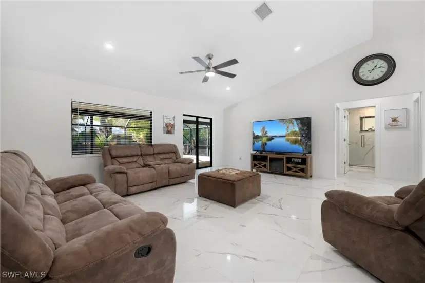 Picture of 1022 Woods Dr, Labelle FL 33935