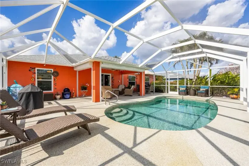 Picture of 2215 NW 6Th Pl, Cape Coral FL 33993