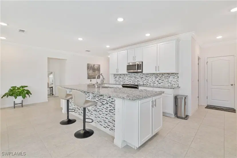 Picture of 8948 Cascade Price Cir, North Fort Myers FL 33917