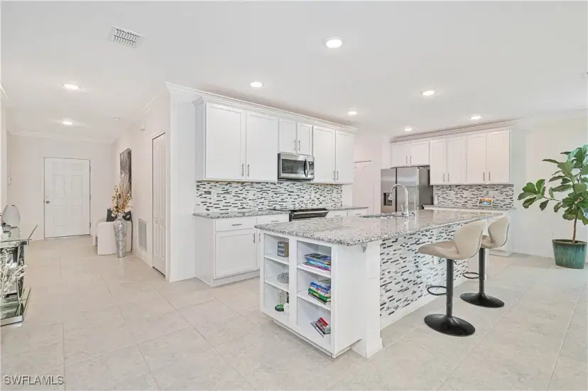 Picture of 8948 Cascade Price Cir, North Fort Myers FL 33917