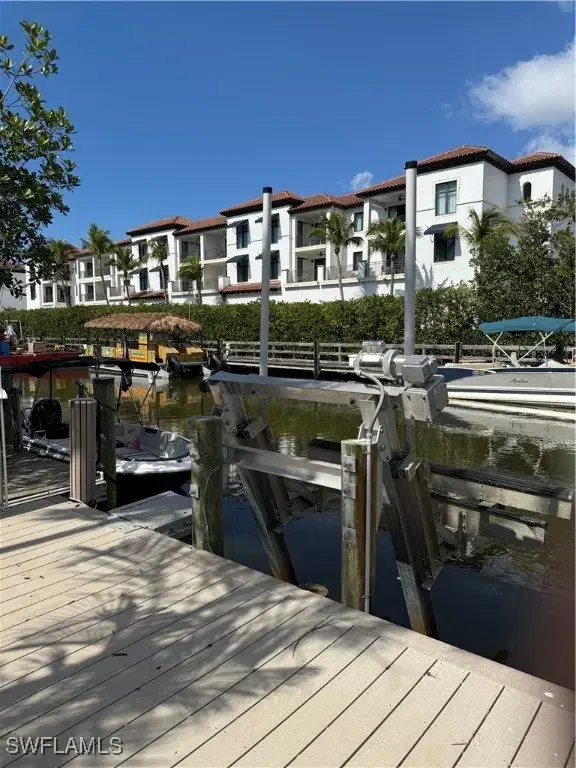 Picture of 1575 Curlew Ave W 1, Naples FL 34102