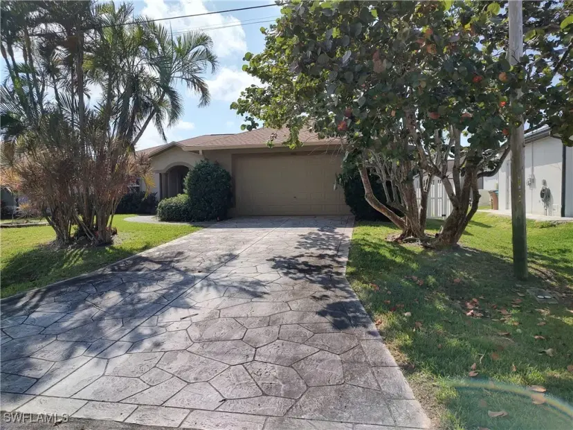 Picture of 2922 Miracle Pkwy, Cape Coral FL 33914