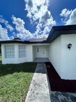 Picture of 559 Bourse Cir, Lehigh Acres, FL 33974