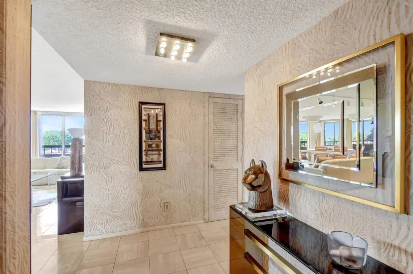 Picture of 4702 Fountains Drive 408, Lake Worth FL 33467