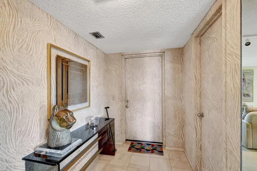 Picture of 4702 Fountains Drive 408, Lake Worth FL 33467