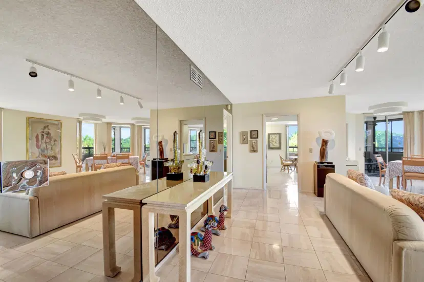Picture of 4702 Fountains Drive 408, Lake Worth FL 33467