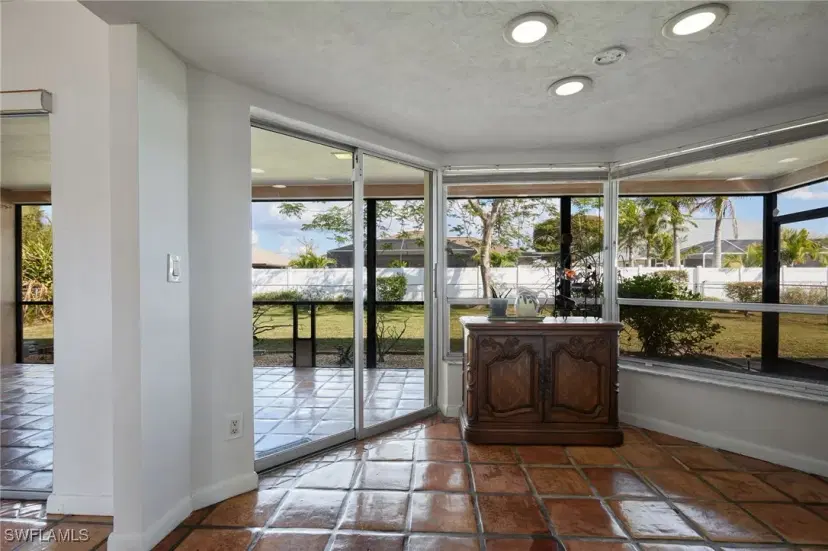 Picture of 3653 SE 5Th Ct, Cape Coral FL 33904