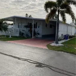 Picture of 552 Freedom St, North Fort Myers, FL 33917