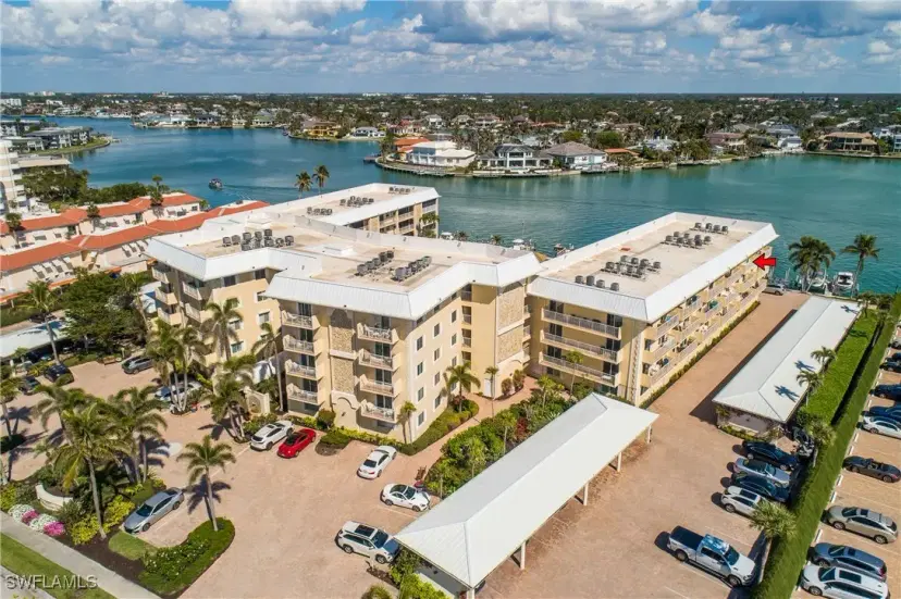 Picture of 3000 Gulf Shore Blvd N 415, Naples FL 34103