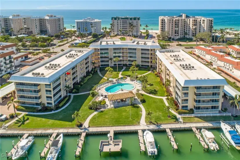 Picture of 3000 Gulf Shore Blvd N 415, Naples FL 34103