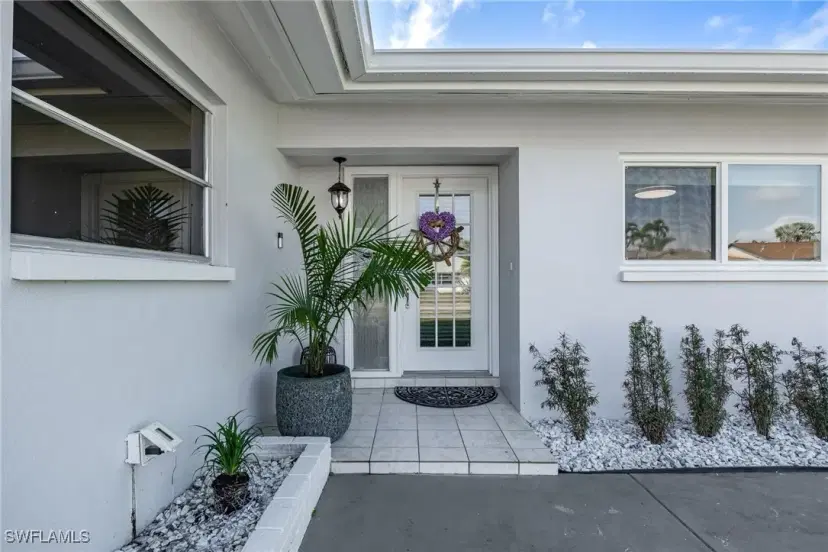 Picture of 326 SE 46Th Ln, Cape Coral FL 33904
