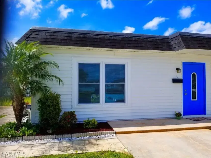 Picture of 24 Hamlin Ct, Lehigh Acres FL 33936