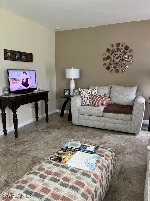 Picture of 24 Hamlin Ct, Lehigh Acres FL 33936