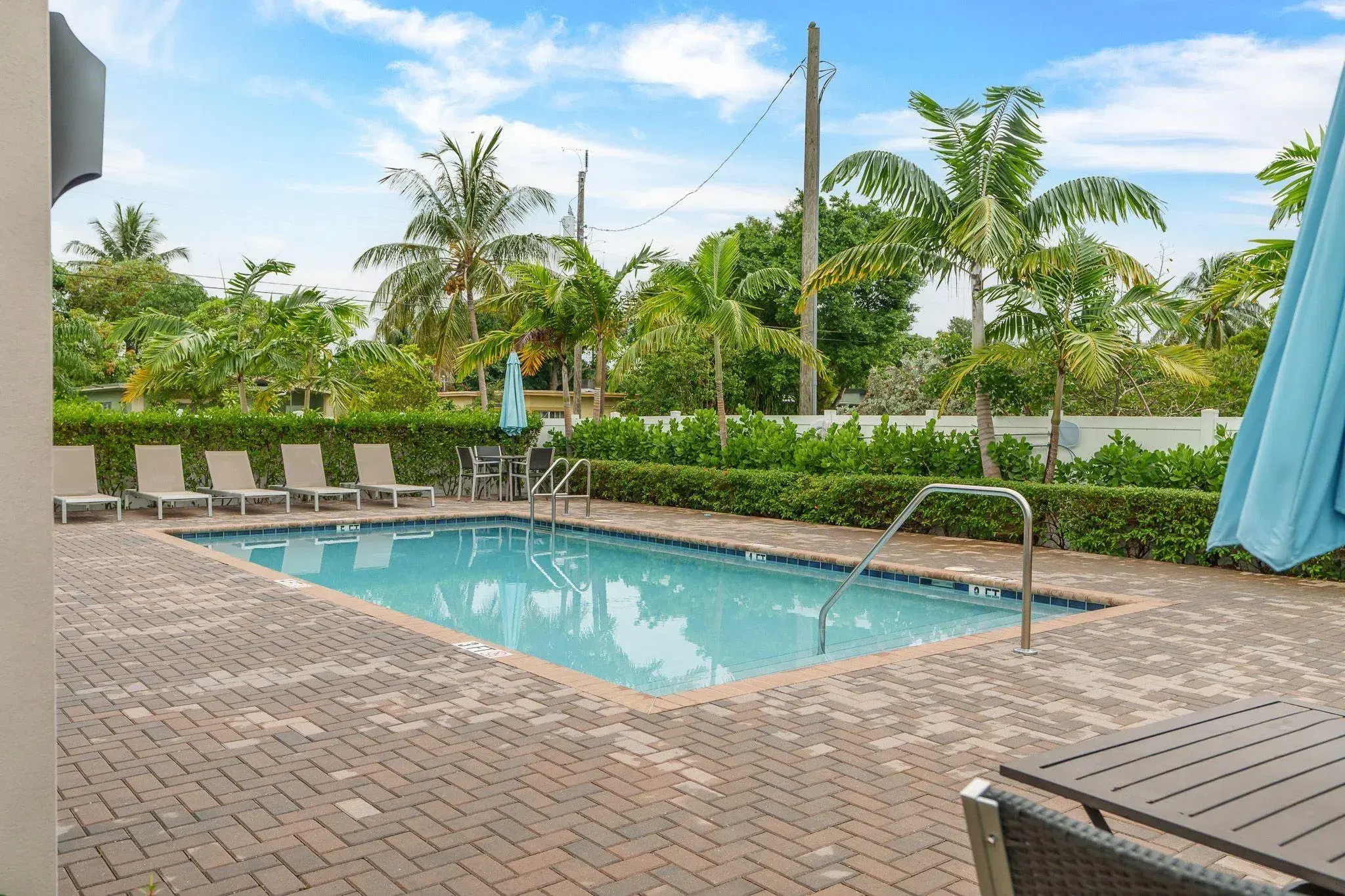 Picture of 527 NW 17Th St, Fort Lauderdale, FL 33311