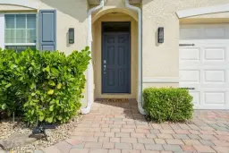Picture of 10313 Silver Pond Ln, Lehigh Acres, FL 33936