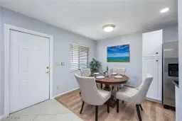 Picture of 4615 Bayshore Dr E6, Naples, FL 34112