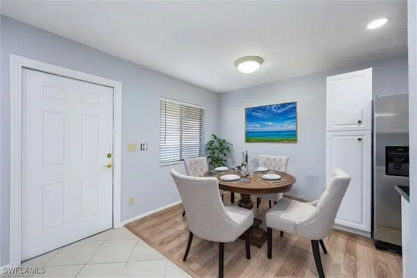 Picture of 4615 Bayshore Dr E6, Naples FL 34112