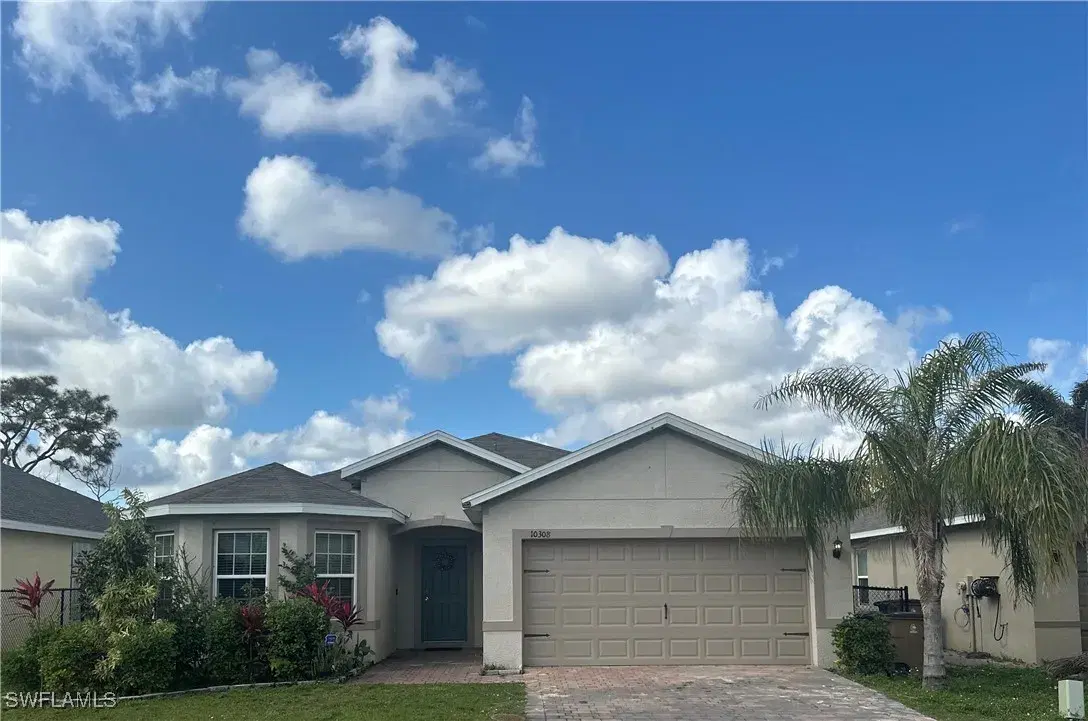 Picture of 10308 Silver Pond Ln, Lehigh Acres, FL 33936