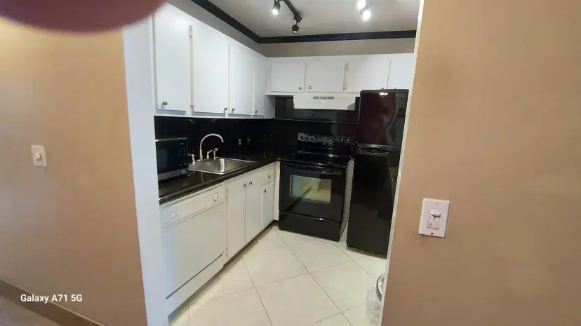 Picture of 91 Suffolk C 91, Boca Raton FL 33434