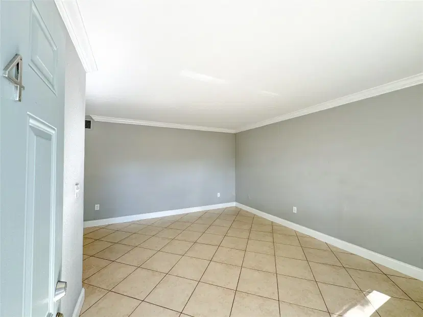 Picture of 1925 Madison St 4, Hollywood FL 33020