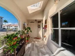Picture of 191 Eveningstar Cay, Naples, FL 34114