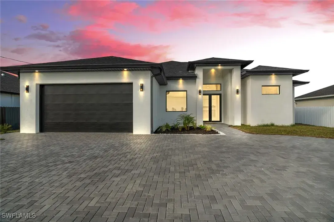 Picture of 2125 Trafalgar Pkwy, Cape Coral, FL 33991