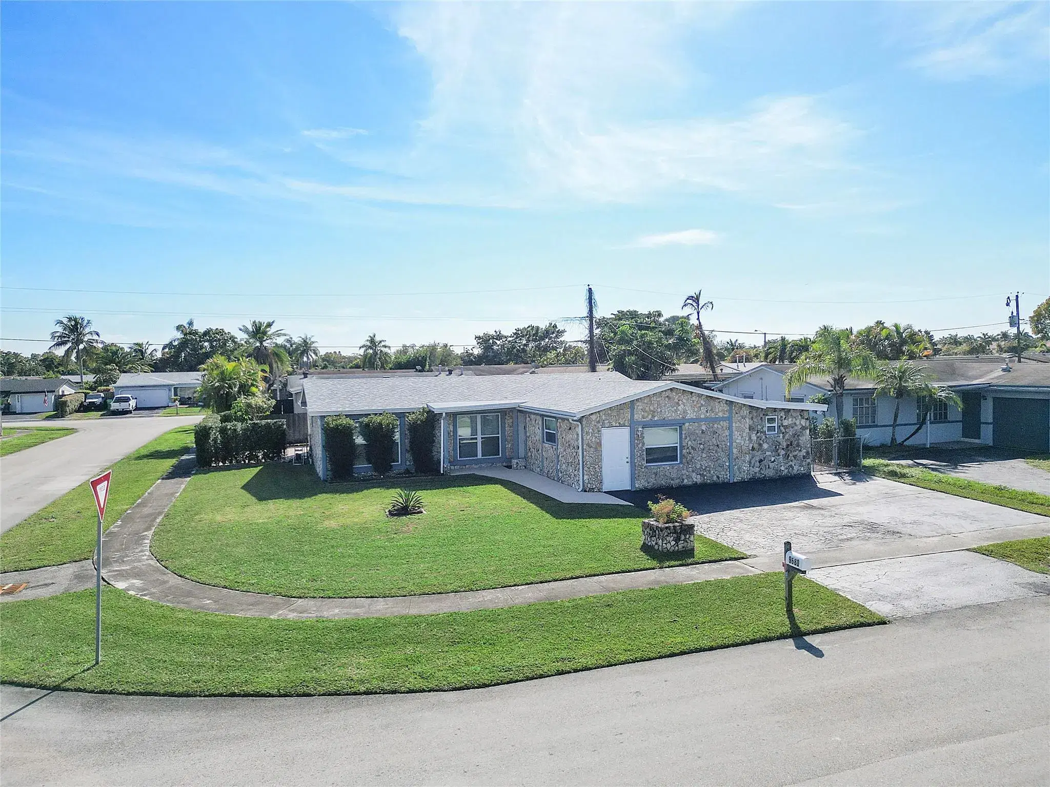 Picture of 9680 NW 25Th St, Sunrise, FL 33322