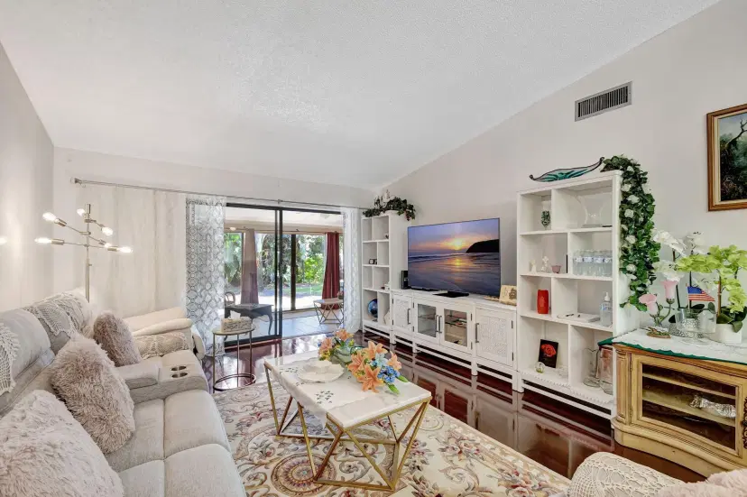 Picture of 4863 Sable Pine Circle D, West Palm Beach FL 33417