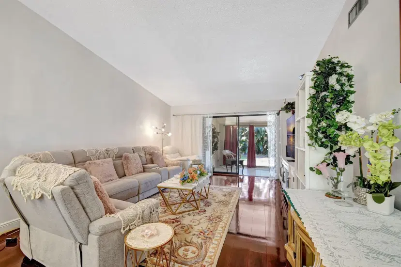 Picture of 4863 Sable Pine Circle D, West Palm Beach FL 33417