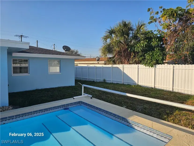 Picture of 1653 Lowell Ct, Fort Myers FL 33907