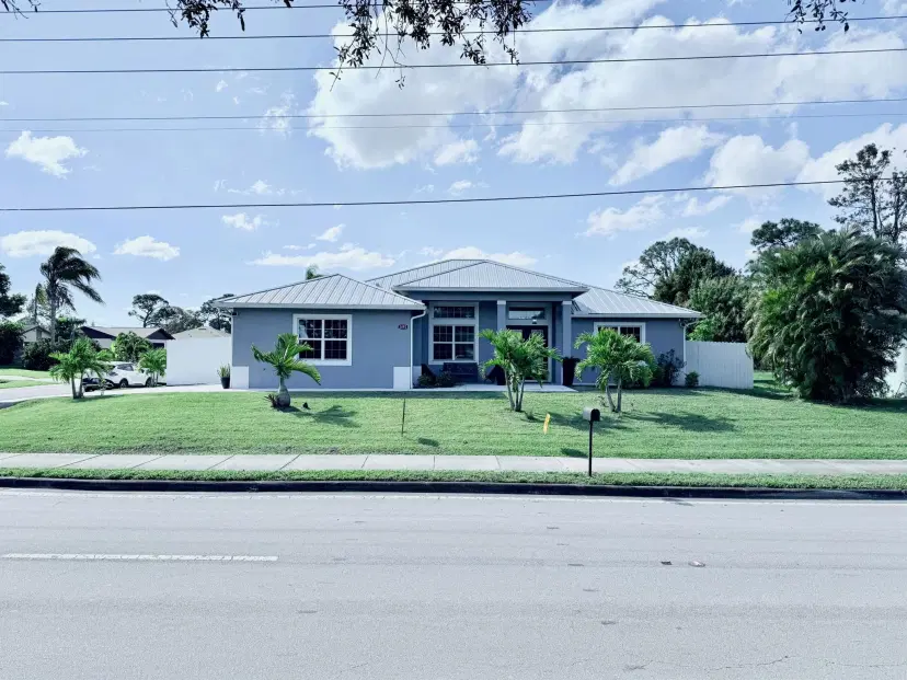 Picture of 2092 SW Airoso Boulevard, Port St Lucie FL 34984