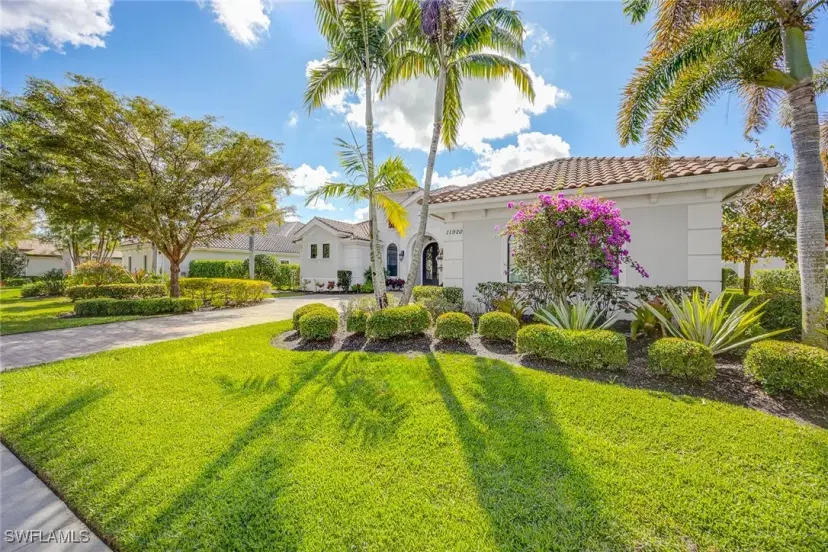 Picture of 11920 Hedgestone Ct, Naples FL 34120