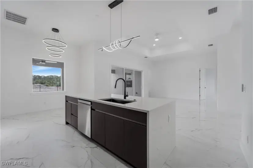 Picture of 2721 NW 41St Ave, Cape Coral FL 33993