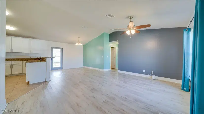 Picture of 318 SE 46Th Ln, Cape Coral FL 33904