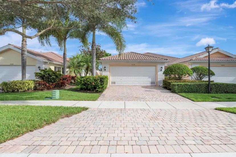 Picture of 8379 Saint Johns Court, Wellington FL 33414