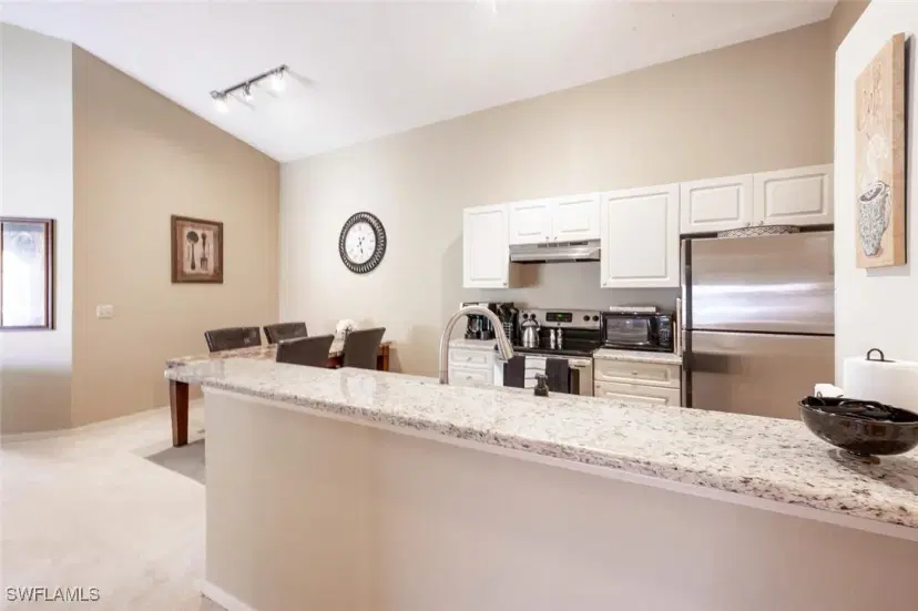 Picture of 2190 Arbour Walk Cir 2221, Naples FL 34109