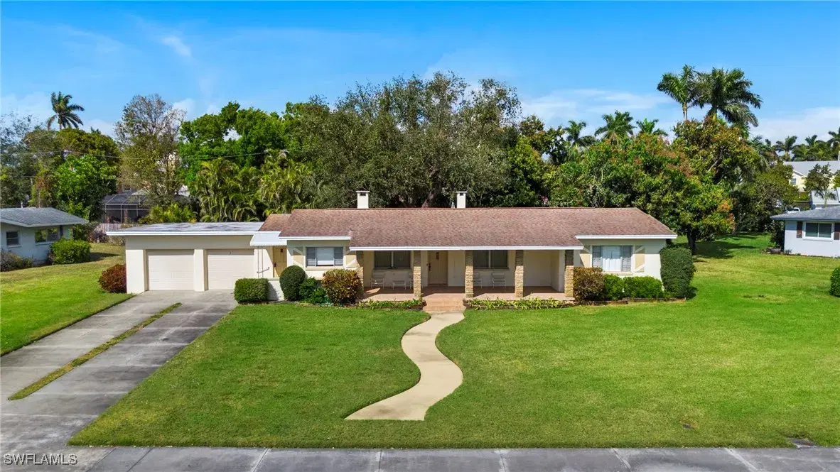 Picture of 2610 Cortez Blvd, Fort Myers, FL 33901