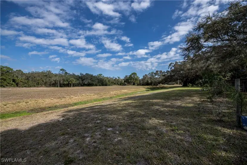 Picture of 4001 E Sunflower Cir, Labelle FL 33935