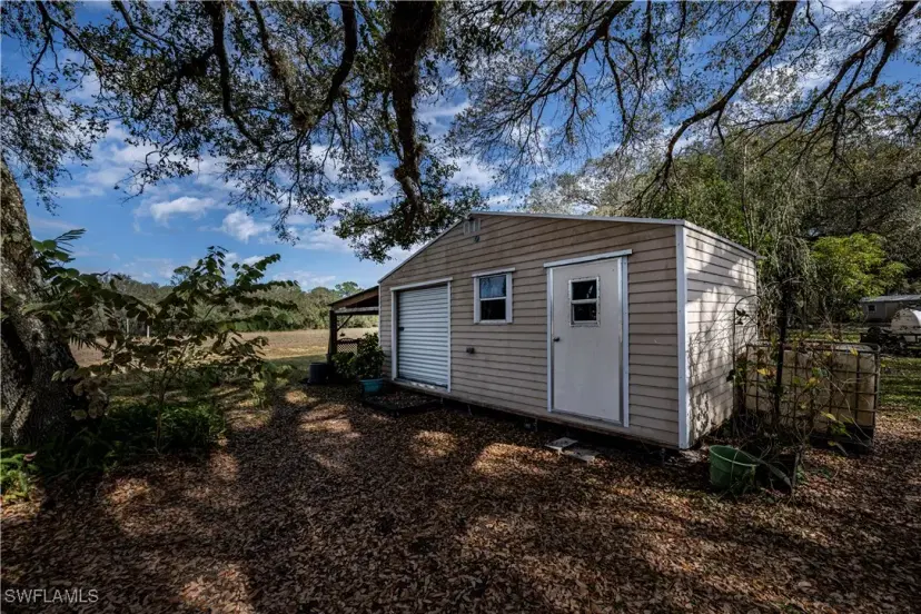 Picture of 4001 E Sunflower Cir, Labelle FL 33935