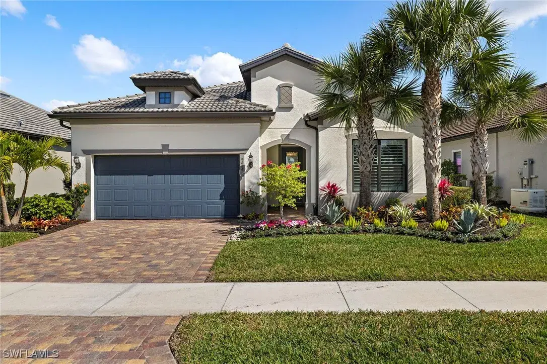 Picture of 9404 Night Heron Ln, Naples, FL 34120
