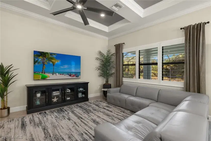 Picture of 9404 Night Heron Ln, Naples FL 34120