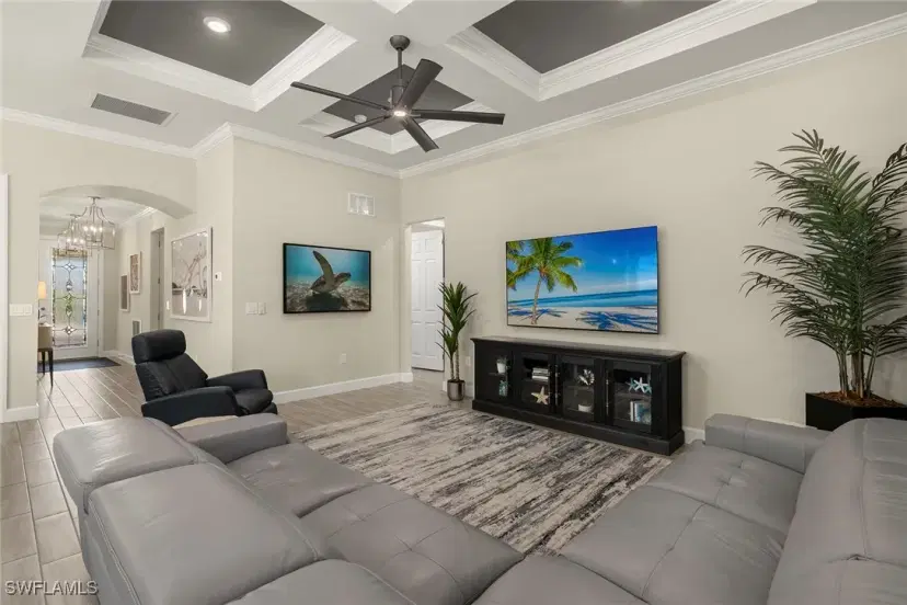 Picture of 9404 Night Heron Ln, Naples FL 34120