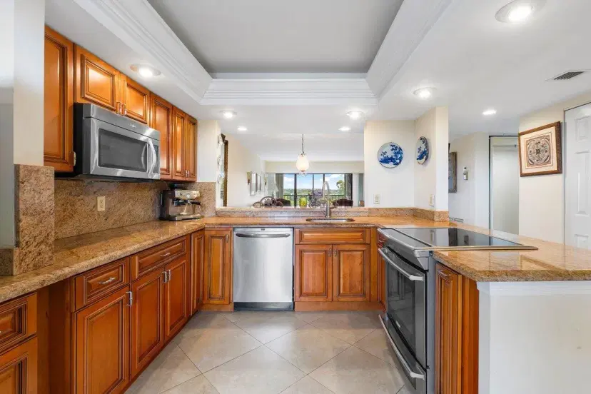 Picture of 6662 Boca Del Mar Drive 617, Boca Raton FL 33433