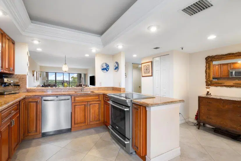 Picture of 6662 Boca Del Mar Drive 617, Boca Raton FL 33433