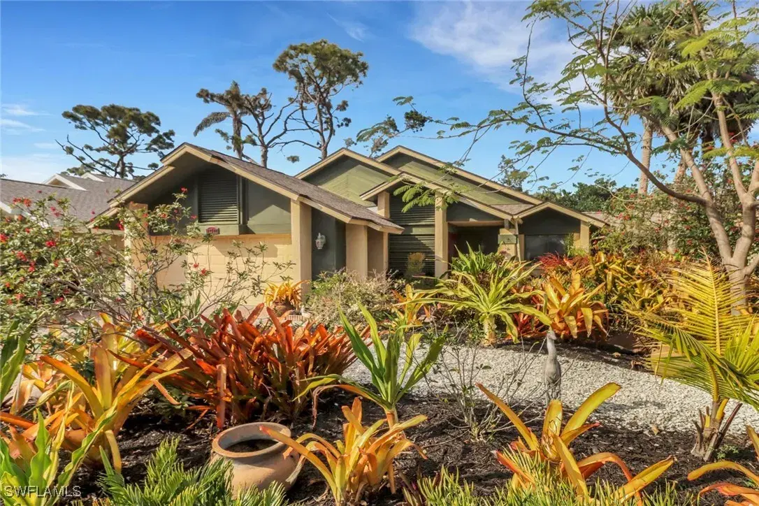 Picture of 12542 Barrington Ct, Fort Myers, FL 33908